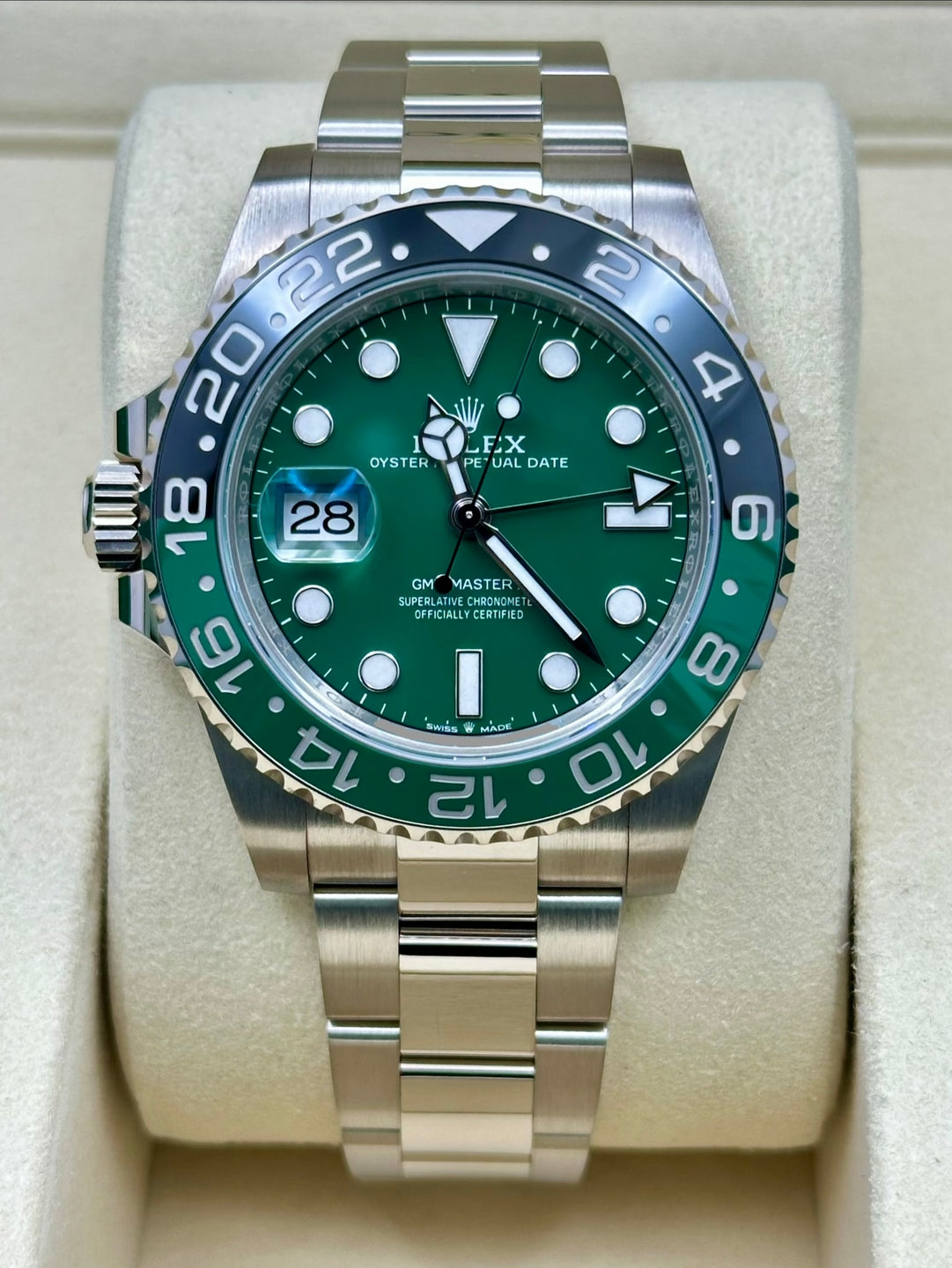 Rolex GMT-Master II "Sprite" 40mm Green Ceramic Dial Ceramic Bezel Oyster Bracelet - 126729VTNR | 2025 Model