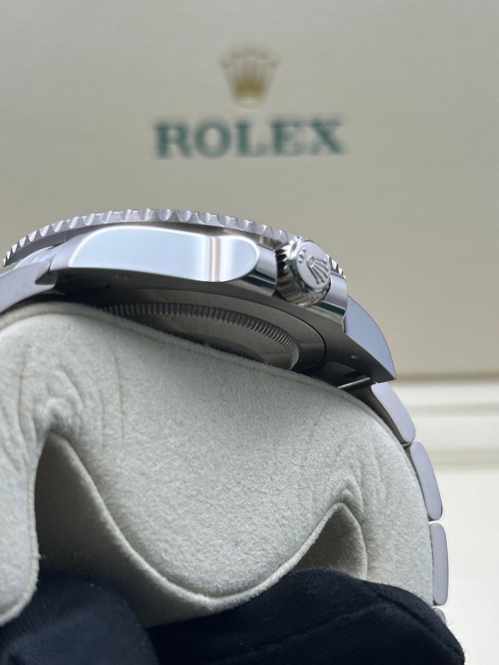 Rolex GMT-Master II "Sprite" 40mm Green Ceramic Dial Ceramic Bezel Oyster Bracelet - 126729VTNR | 2025 Model