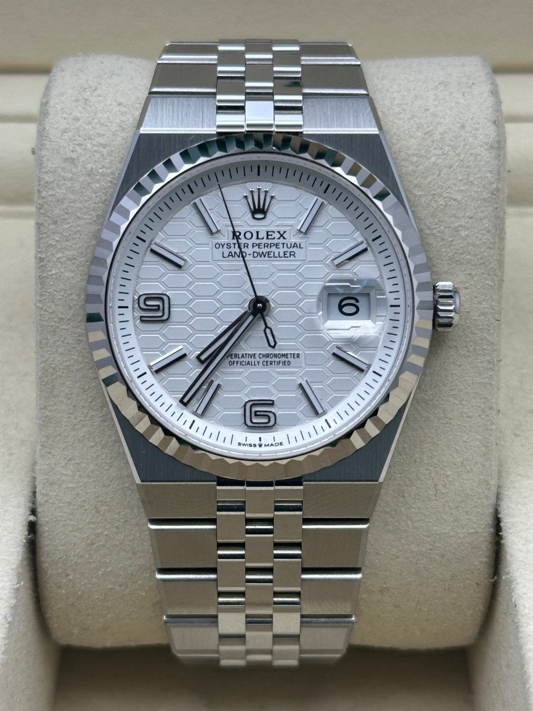 Rolex Land-Dweller 36 White Gold Oystersteel Intense White Honeycomb Motif Dial Fluted Bezel Flat Jubilee Bracelet 127234 - 2025