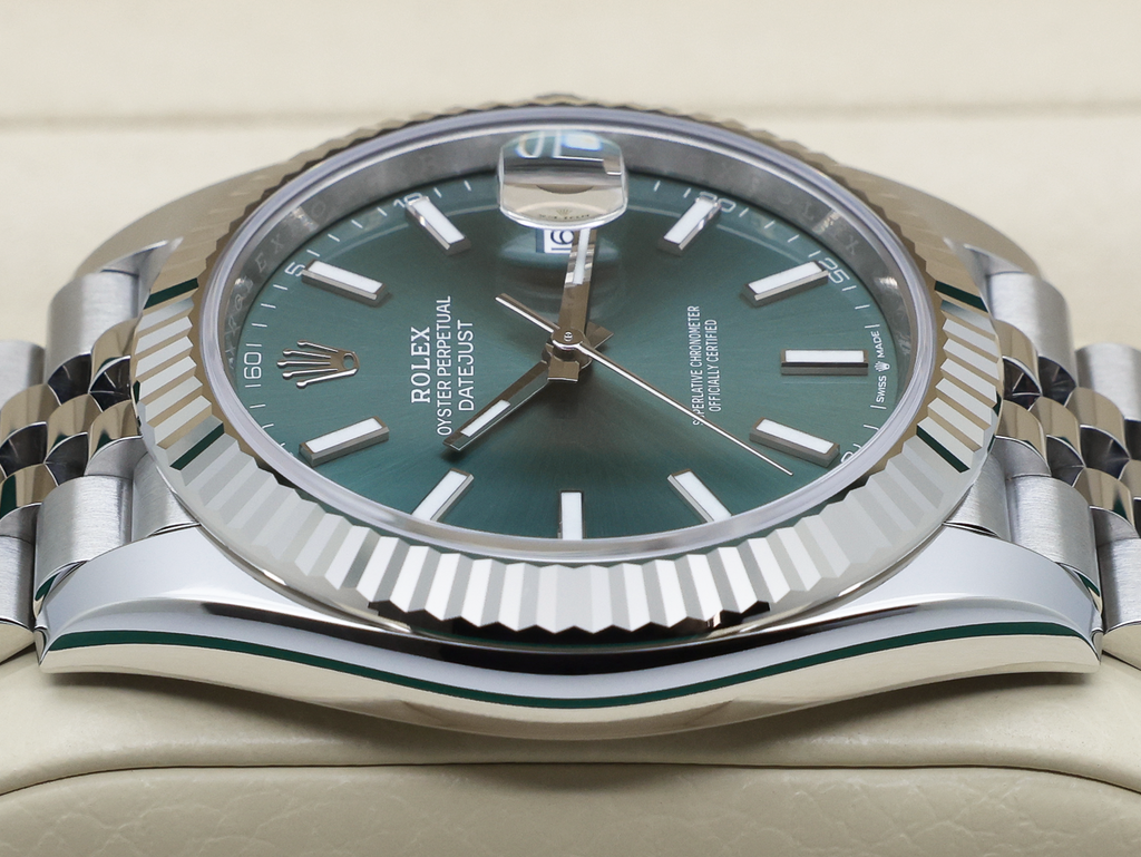 ROLEX DATEJUST 41mm 126334 EDELSTAHL MINTGRÜNES ZIFFERNBLATT UNGETRAGEN 2026