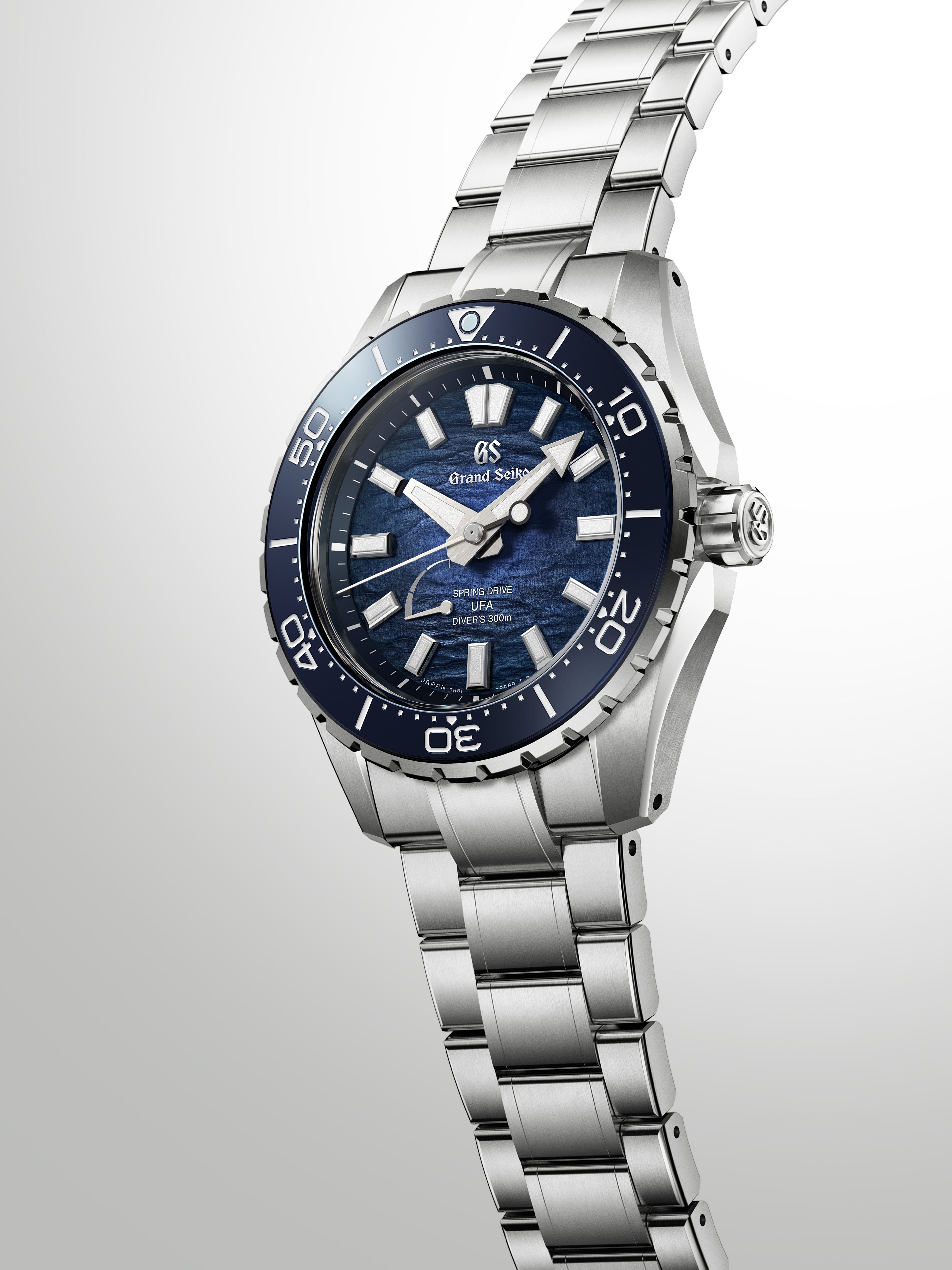 Spring Drive U.F.A. Ushio 300 Diver