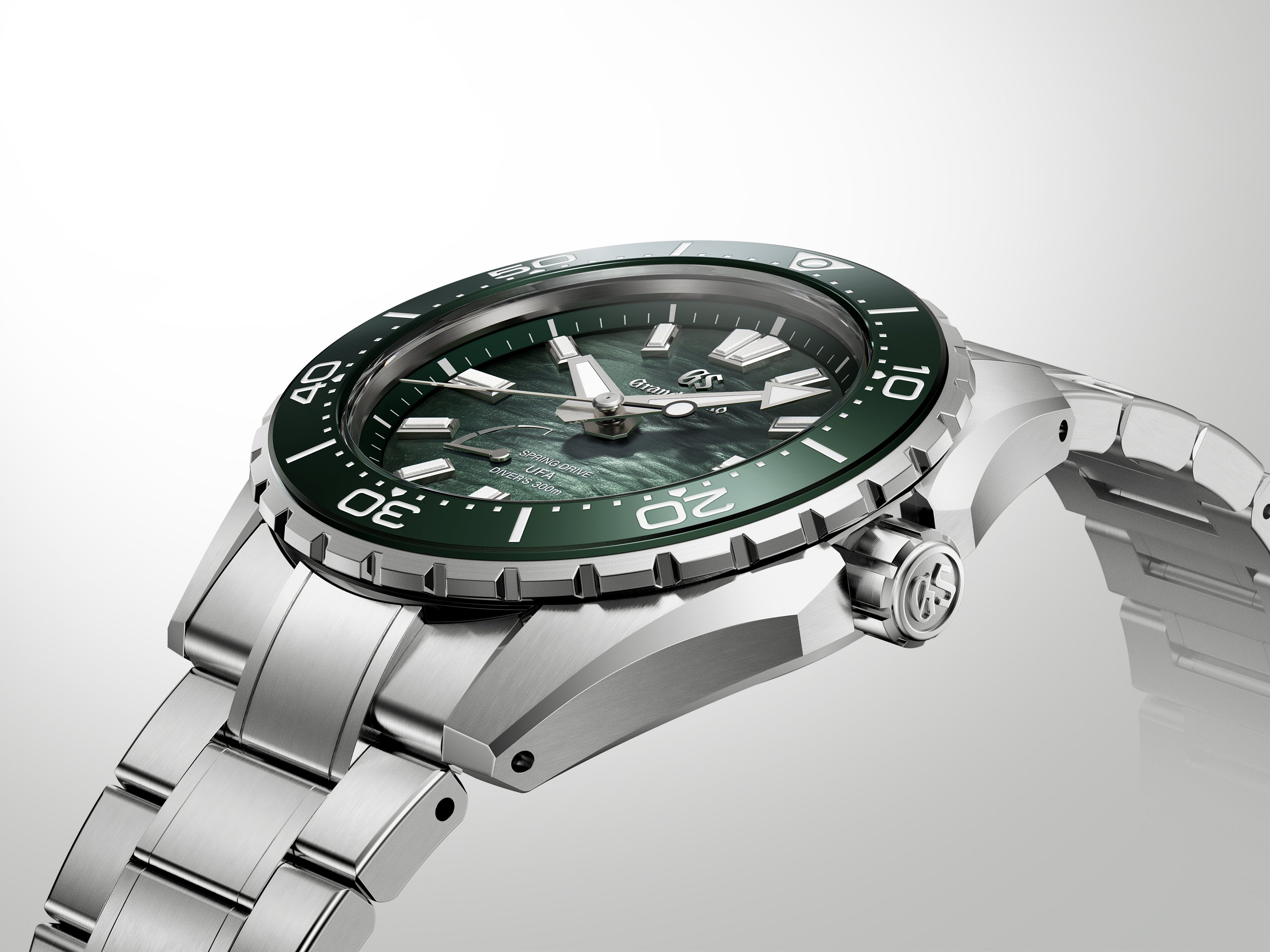 Spring Drive U.F.A. Ushio 300 Diver