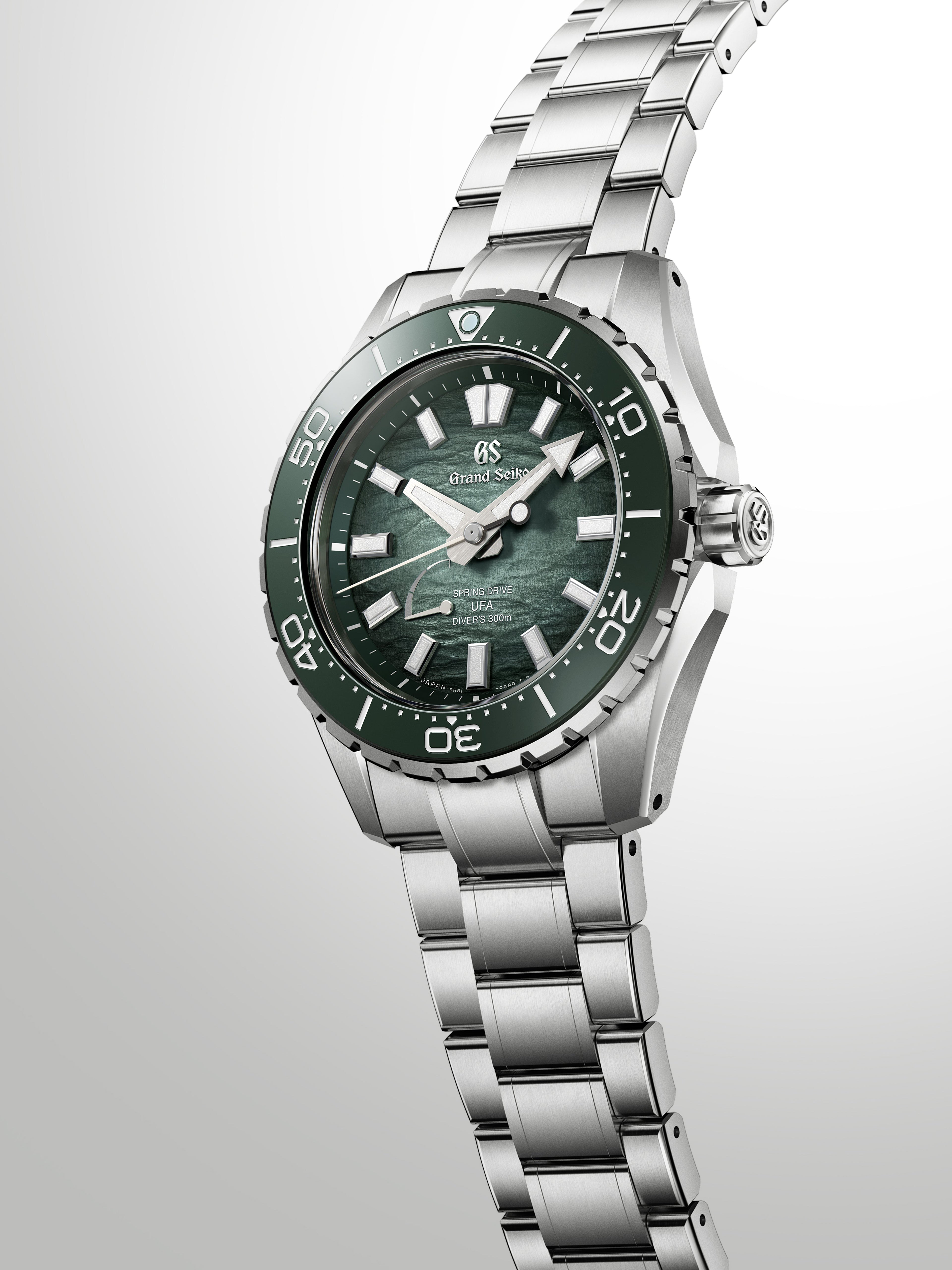 Spring Drive U.F.A. Ushio 300 Diver