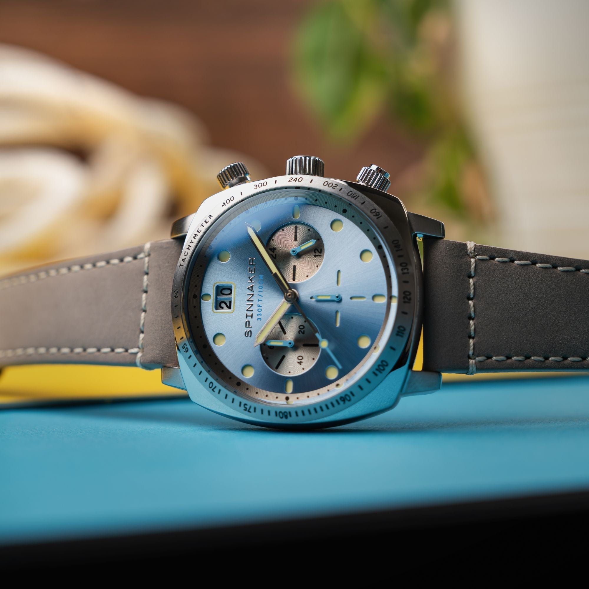 Spinnaker Hull Men's Blue Retro Chronograph Watch