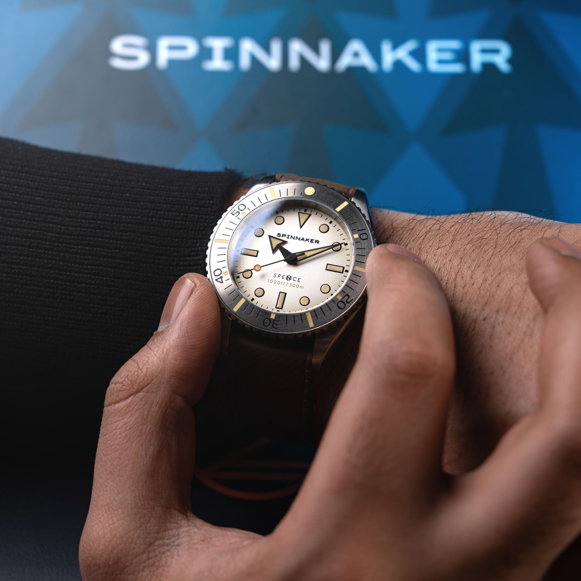 Spinnaker Spence 300 Men's White Automatic Diver Watch