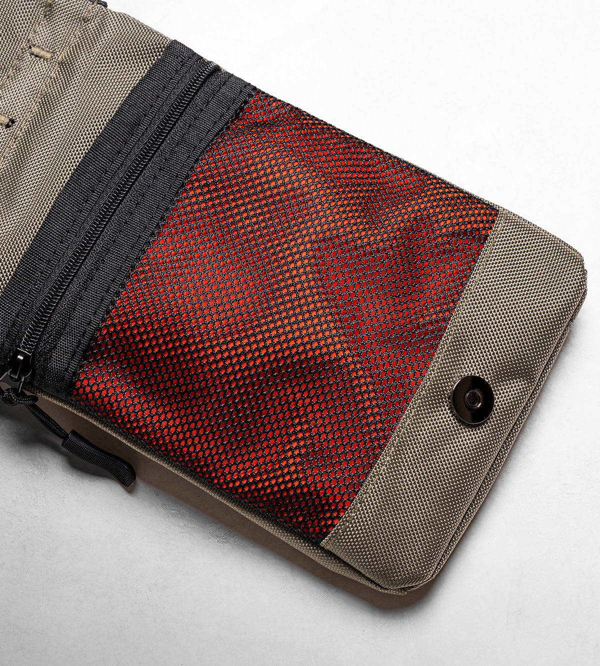 KUXIU Smart Shield Bag – RFID Blocking, Waterproof & Anti-Cut - Khaki