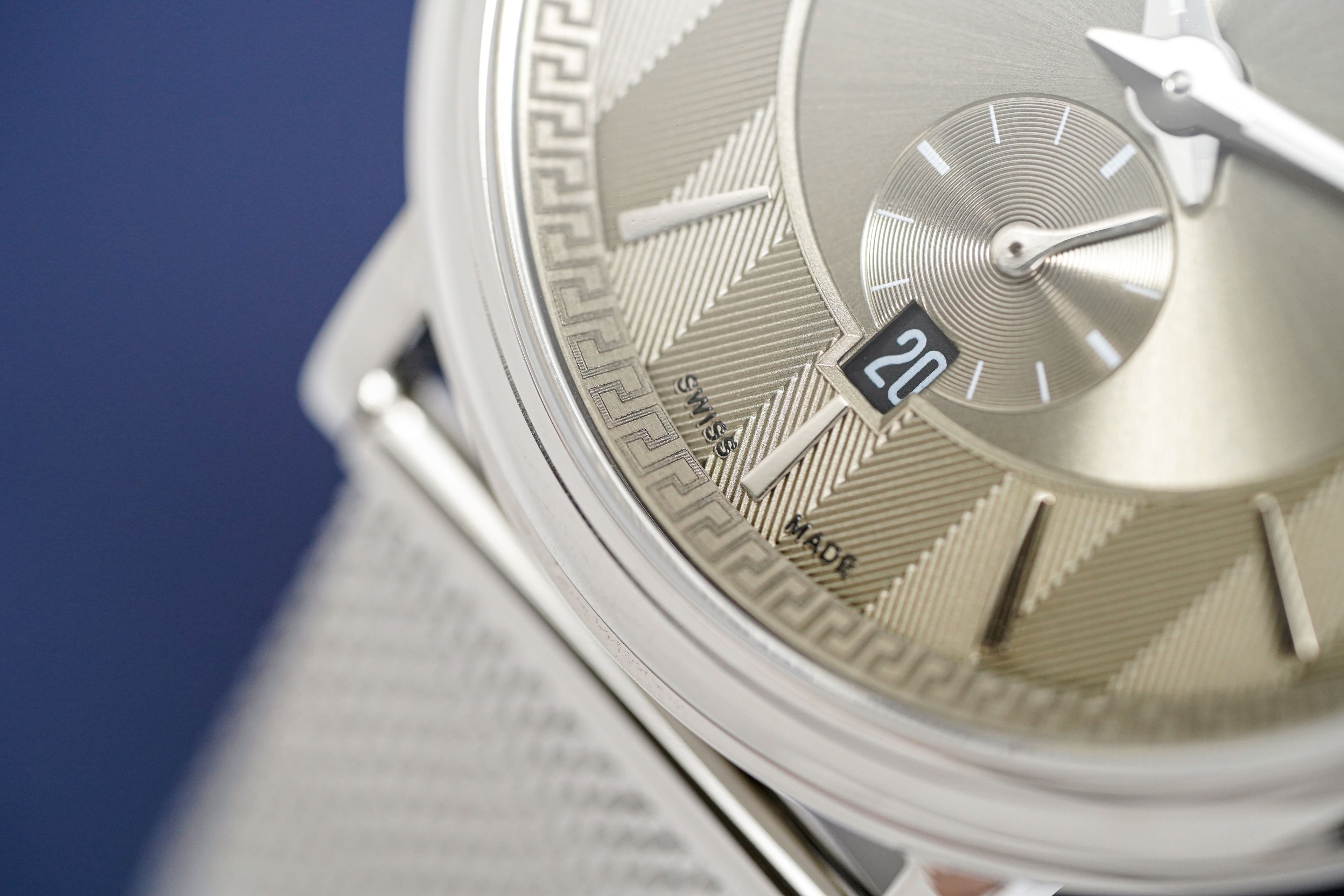 Versace V-Circle Small Seconds Silver