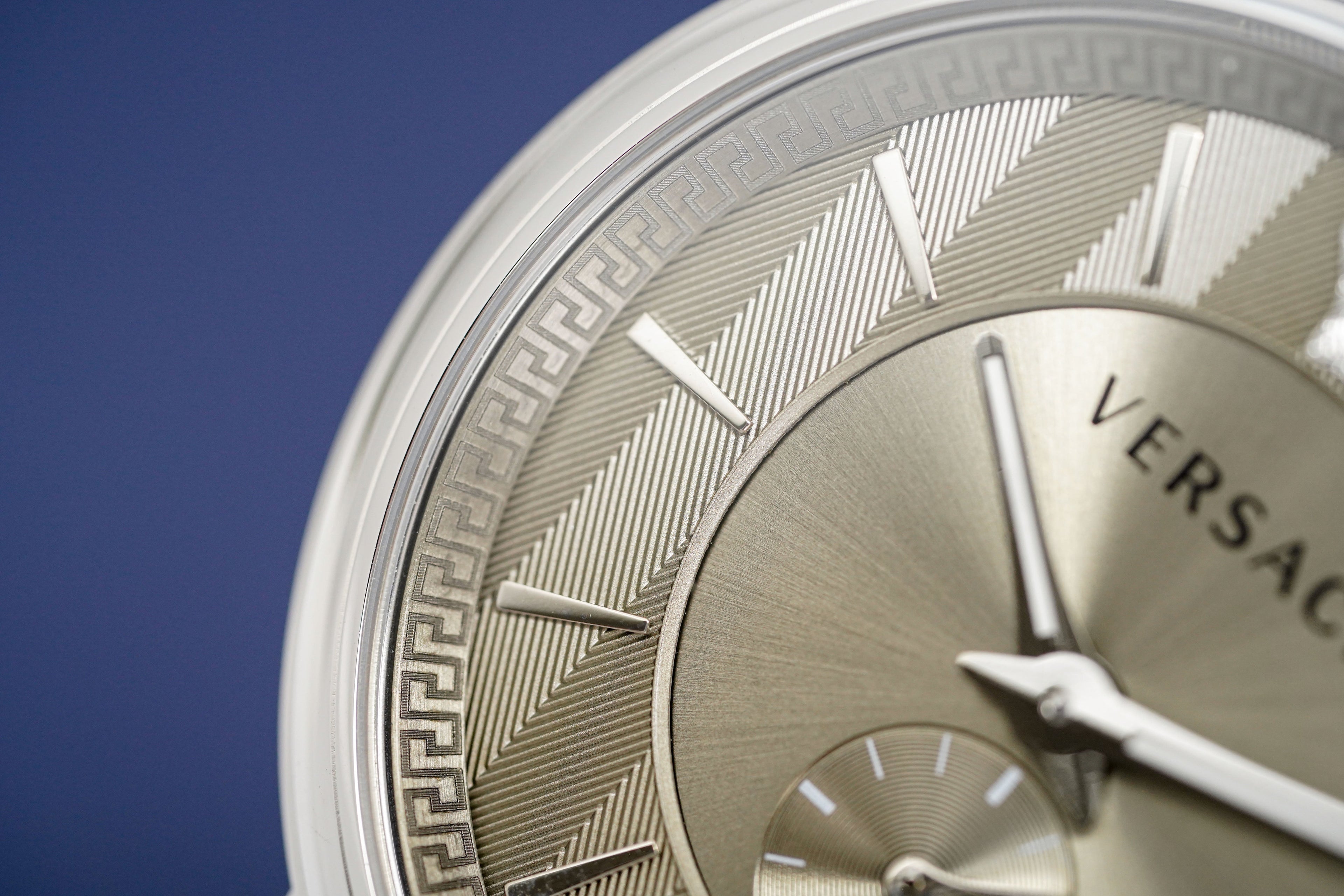 Versace V-Circle Small Seconds Silver
