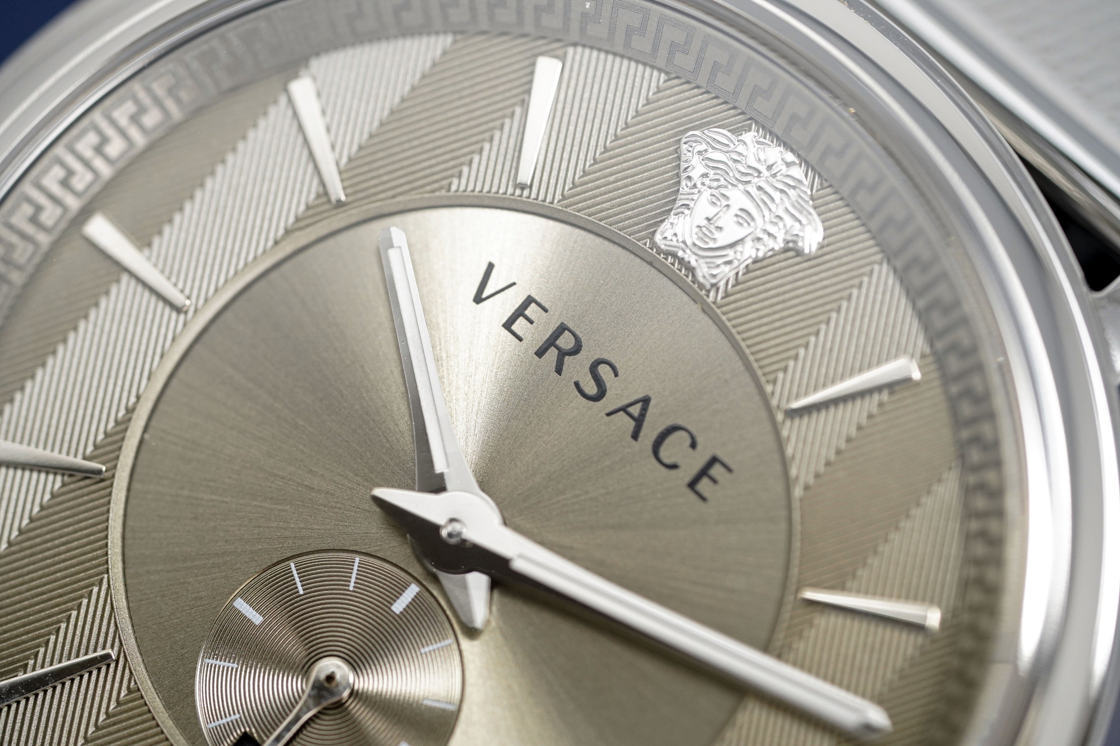 Versace V-Circle Small Seconds Silver