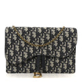 Oblique Saddle Chain Pouch Blue