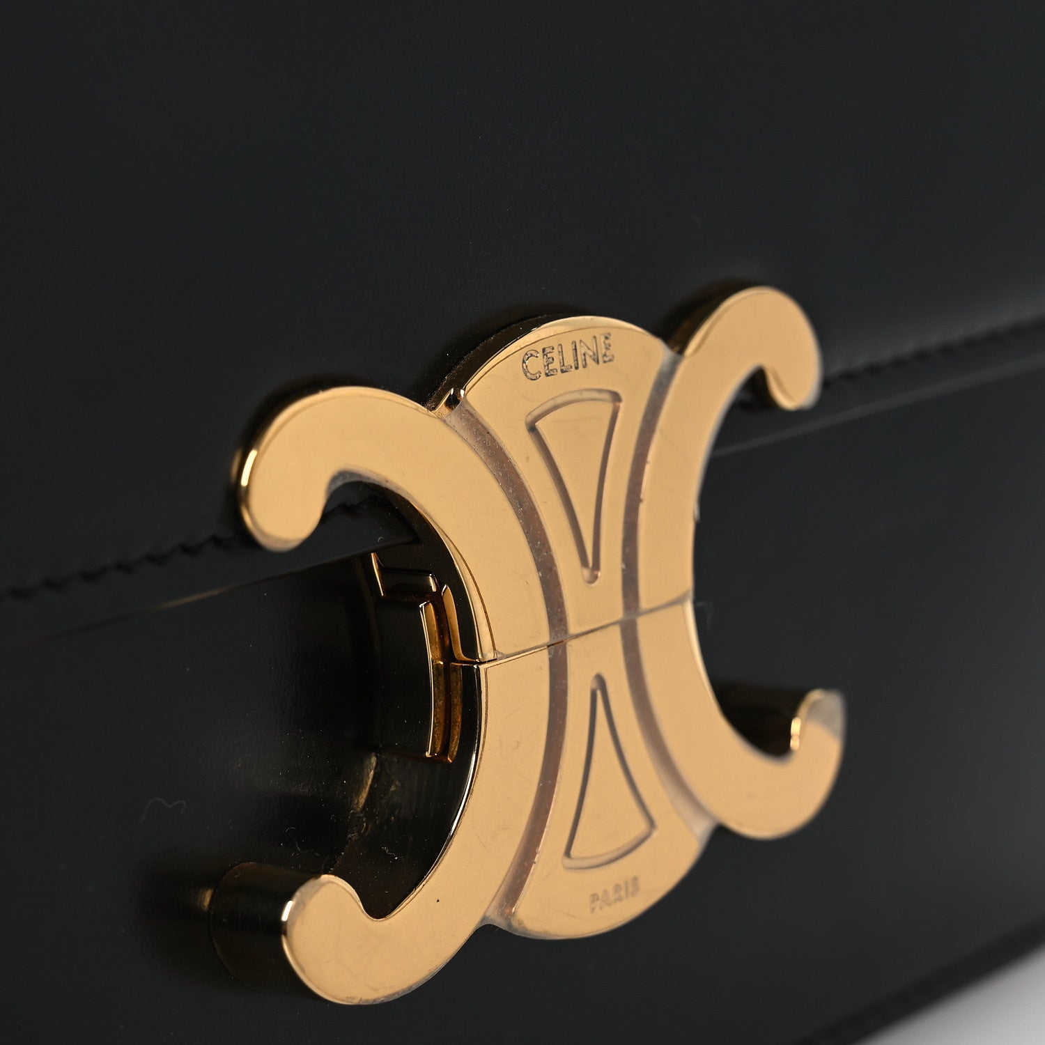 Shiny Calfskin Teen Triomphe Black