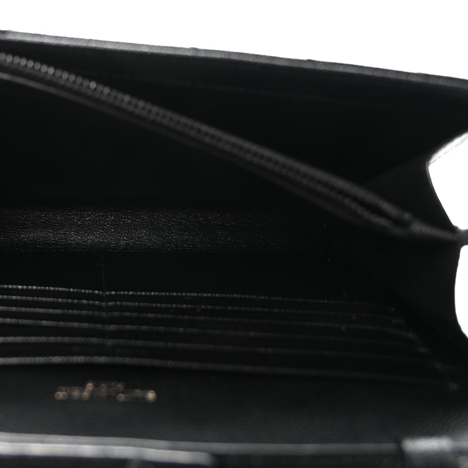 Grain De Poudre Matelasse Chevron Monogram Monochrome Chain Wallet Black
