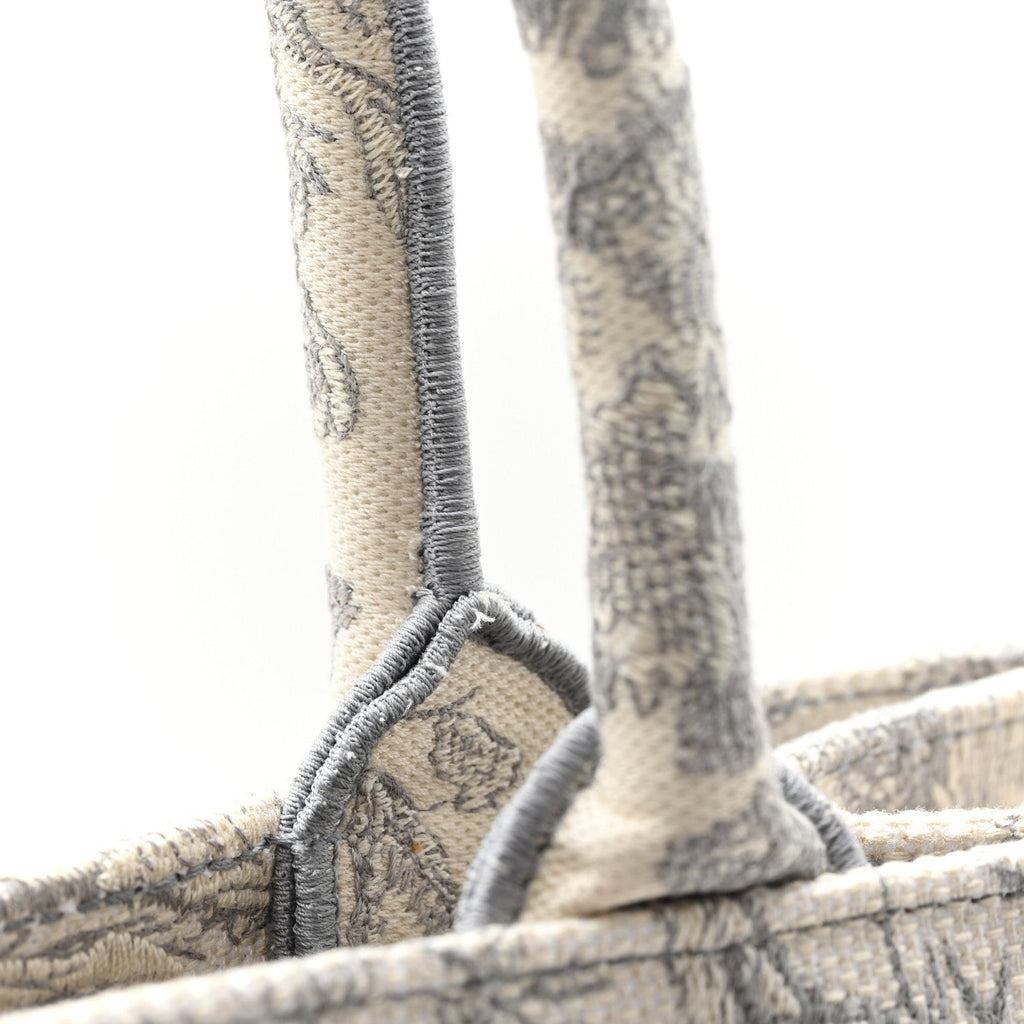 Canvas Embroidered Medium Dioriviera Toile De Jouy Book Tote Gray