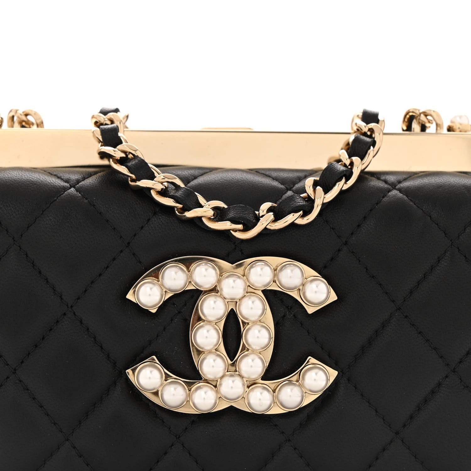 Lambskin Quilted Pearl CC Vanity Case Black