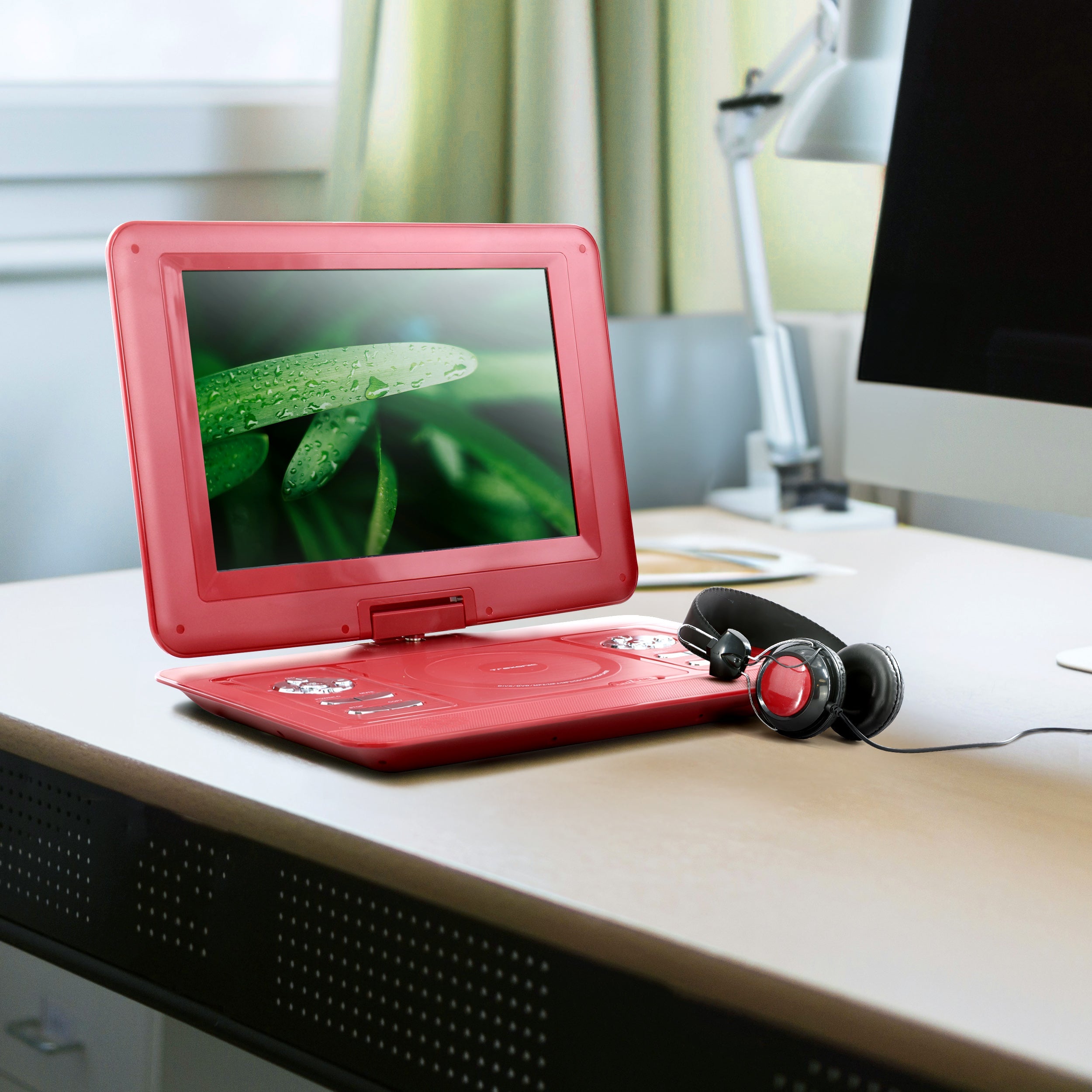 13.3 Inch Portable TV+DVD Player with Color TFT LED Screen and USB/HD/AV Inputs