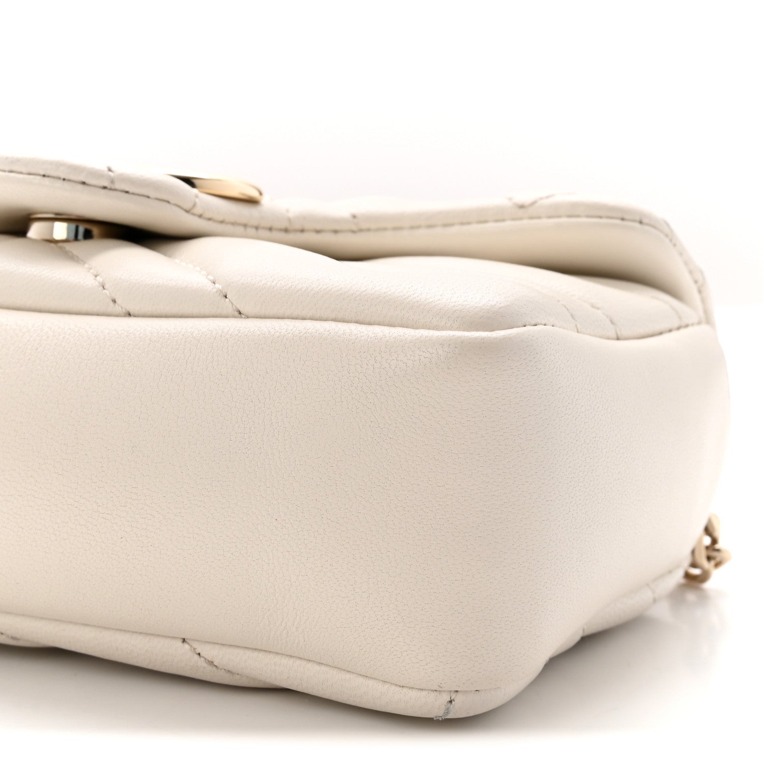 Lambskin Matelasse Mini GG Marmont Shoulder Bag White