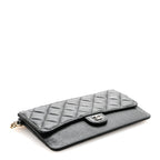 Caviar Quilted Classic Pouch With Handle Black