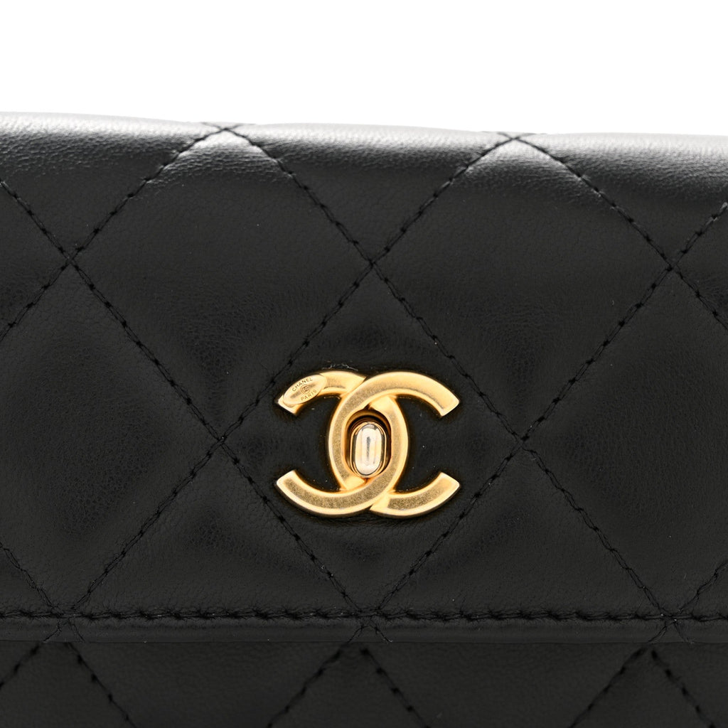Lambskin Quilted Pearl Crush Clutch With Chain Black