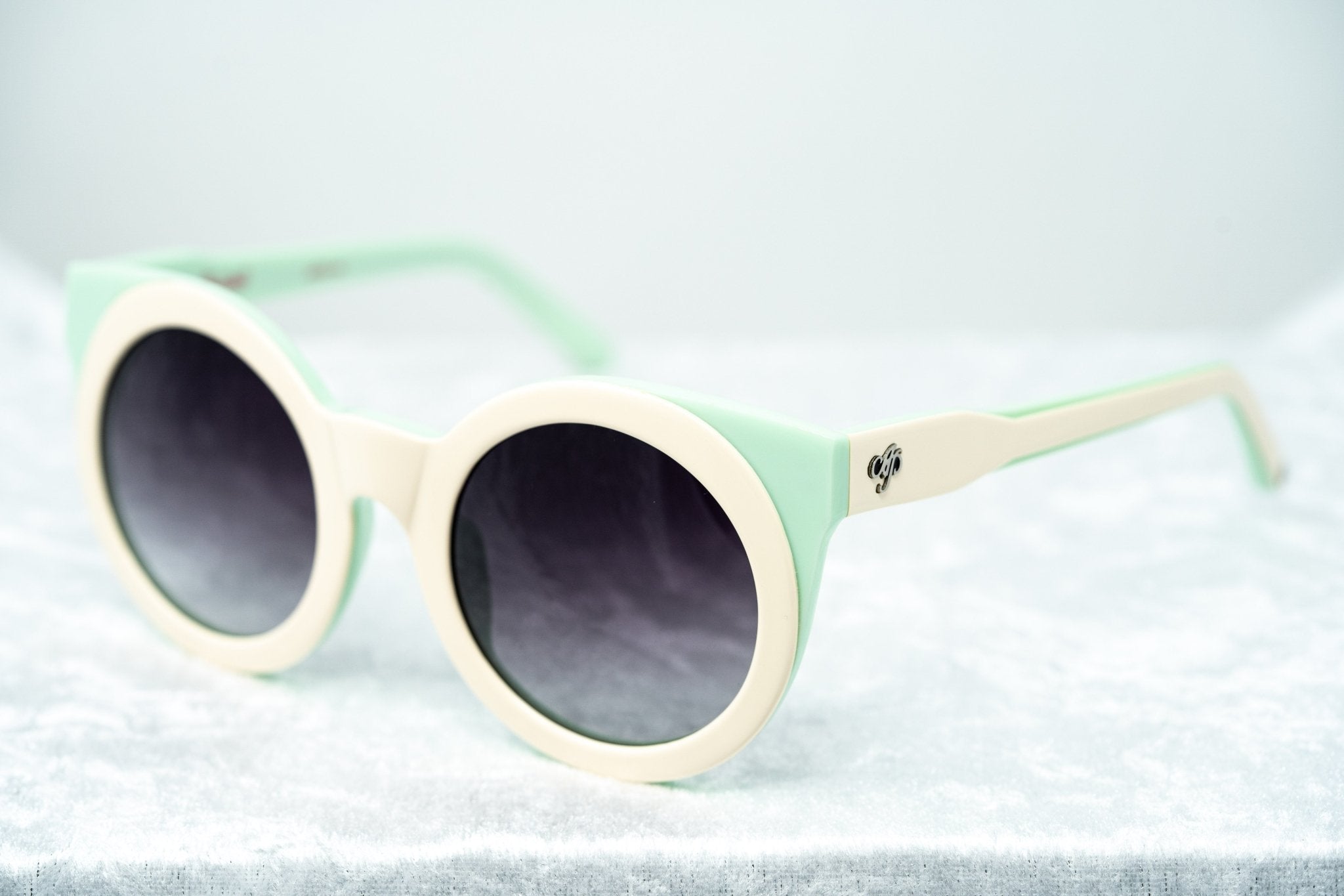 Agent Provocateur Sunglasses Round Cream/Green and Grey