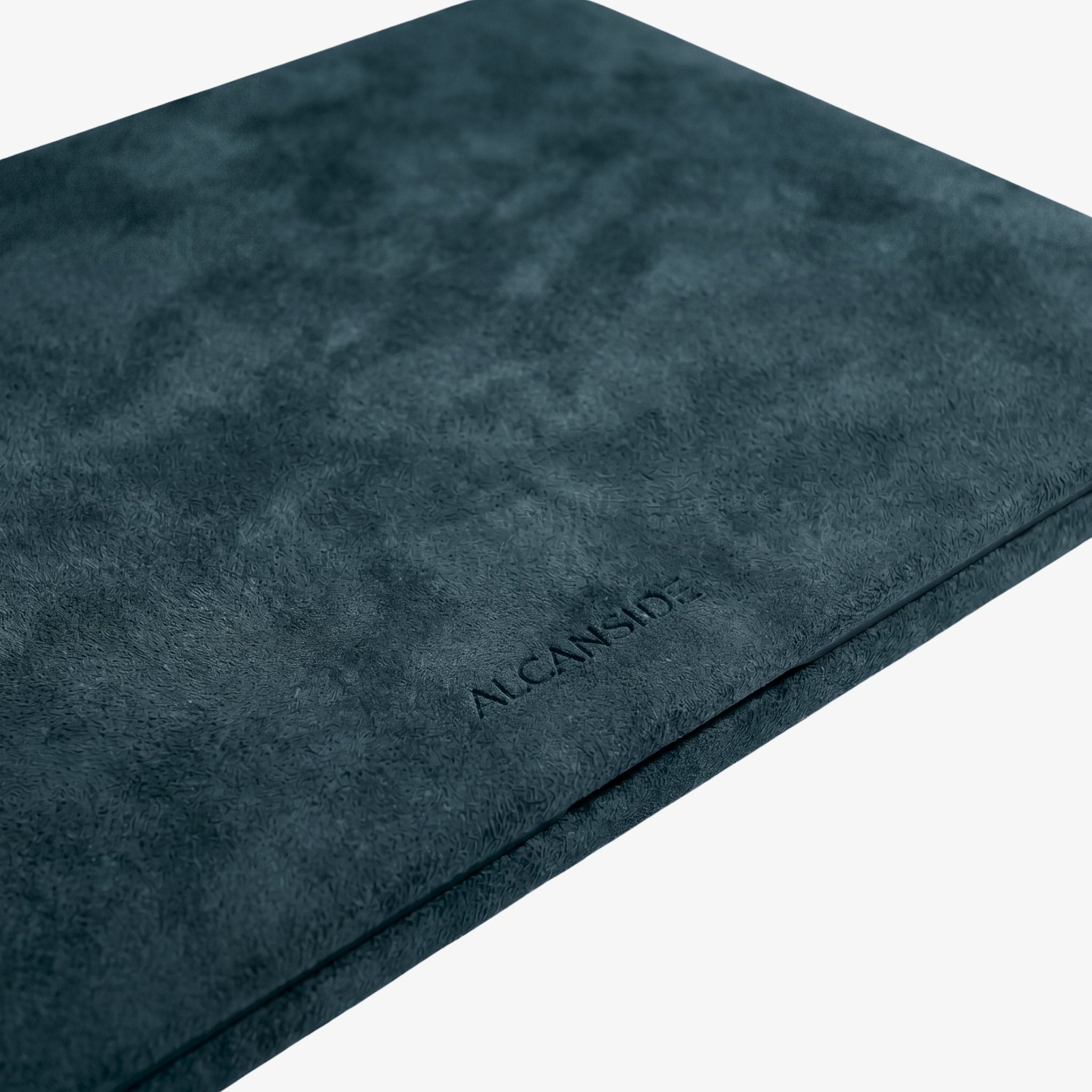 Alcantara MacBook Neo Cover – For 13 inch (2026) – Navy Blue