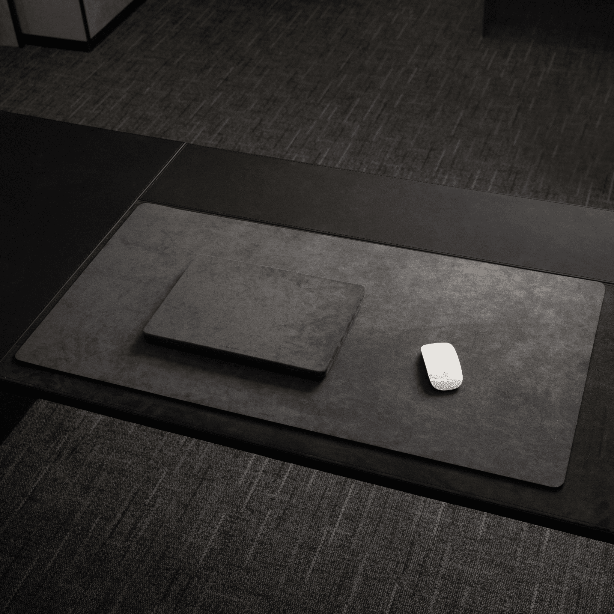 Alcantara Mousepad 96x50cm - Space Grey