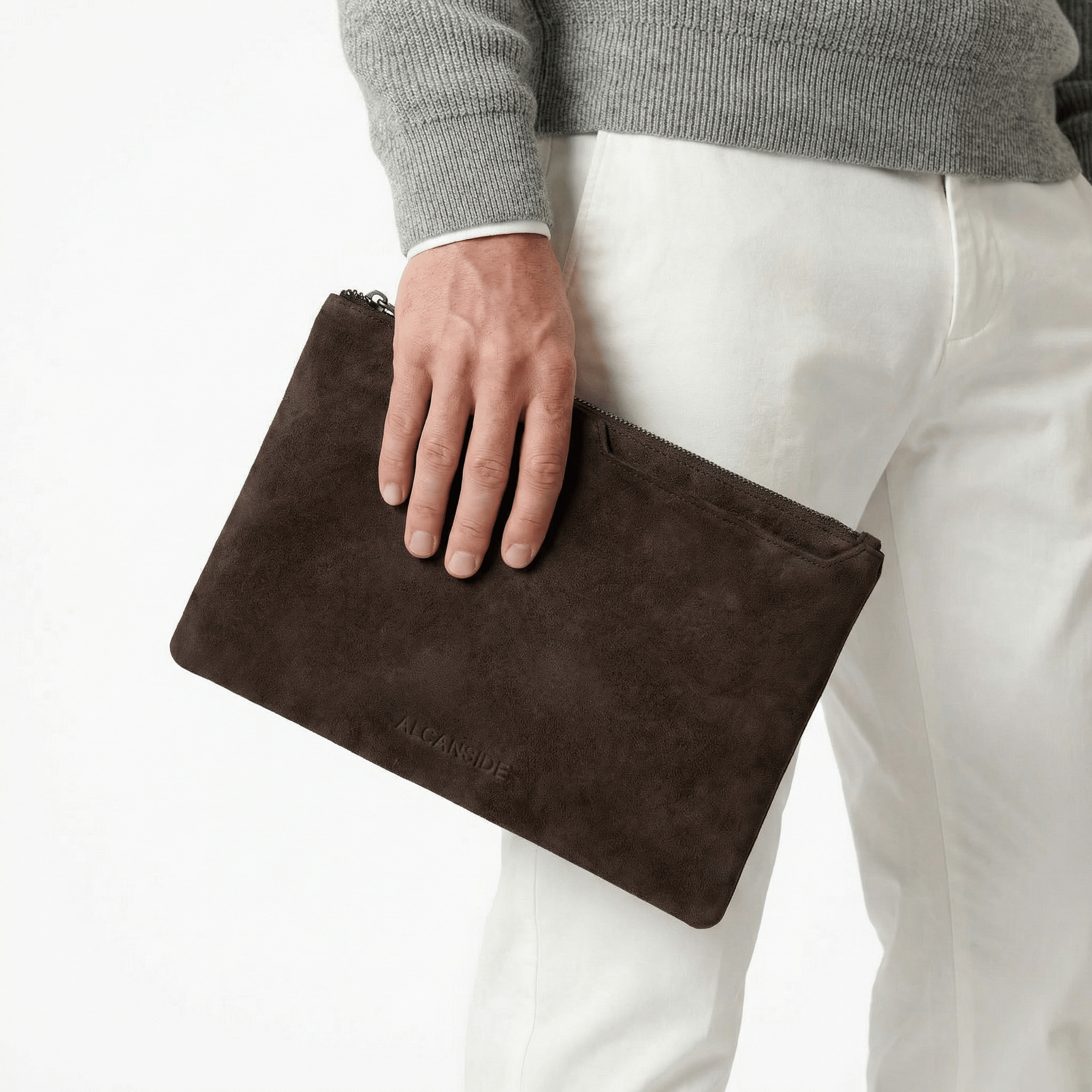 Alcantara Pouch - Chocolate brown