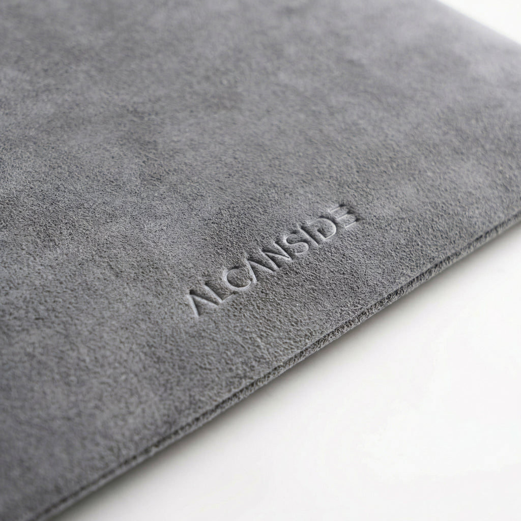 Alcantara Pouch - Nardo Gray