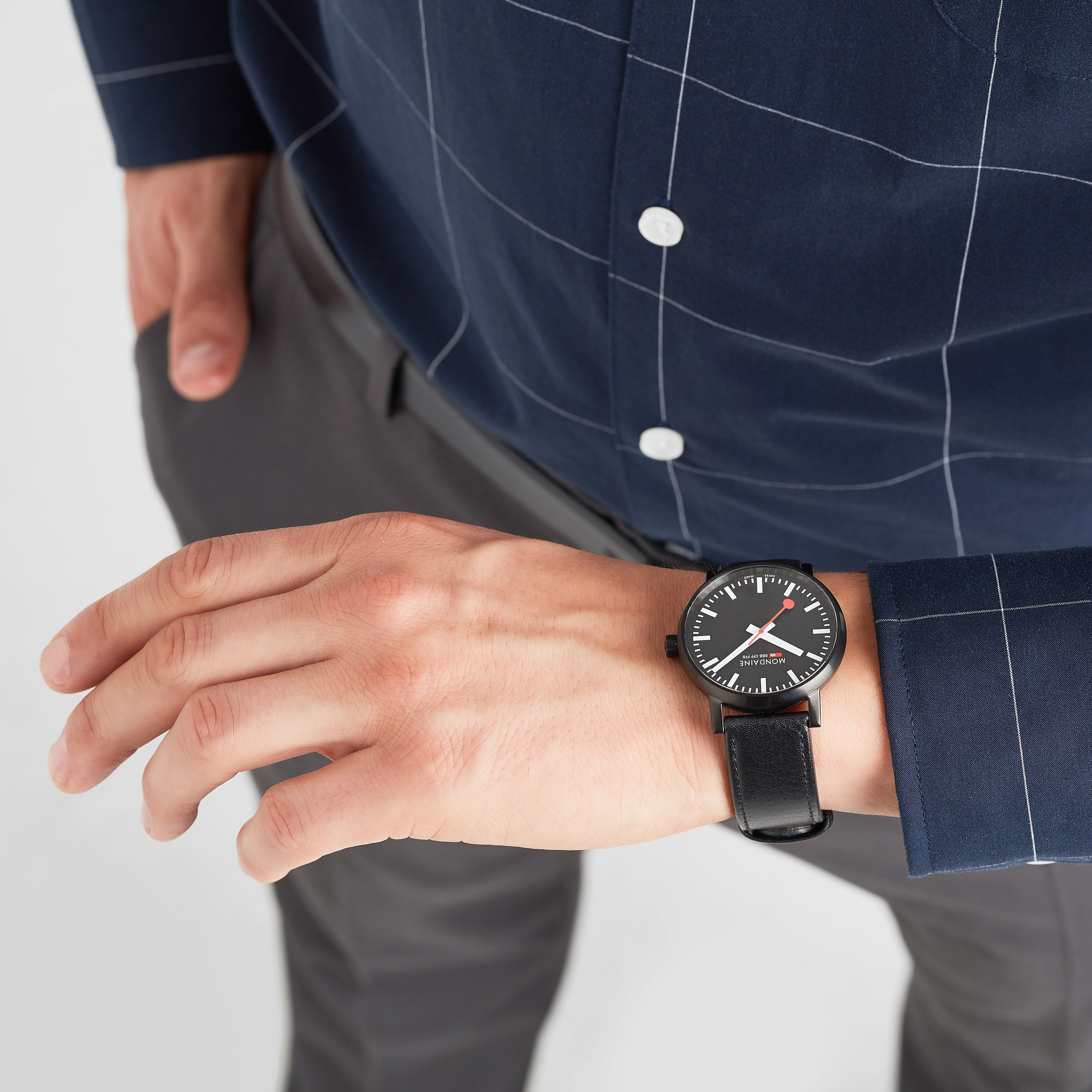 Mondaine Evo2 Unisex Black Watch