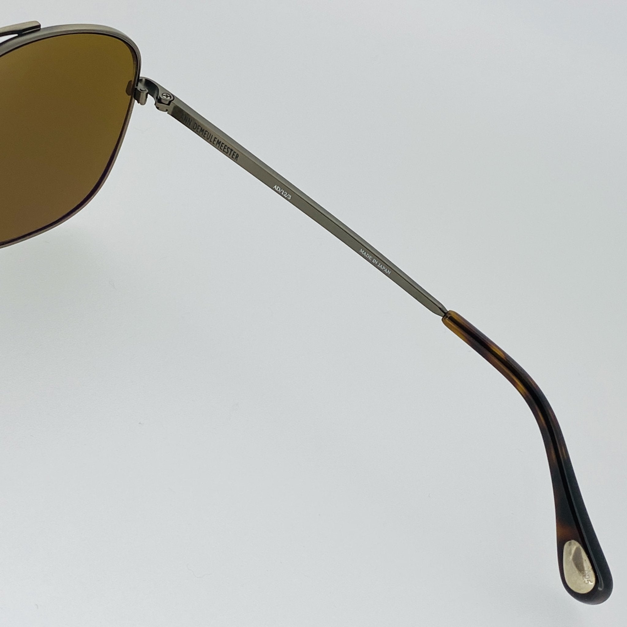 Ann Demeulemeester Men's Sunglasses  Brown