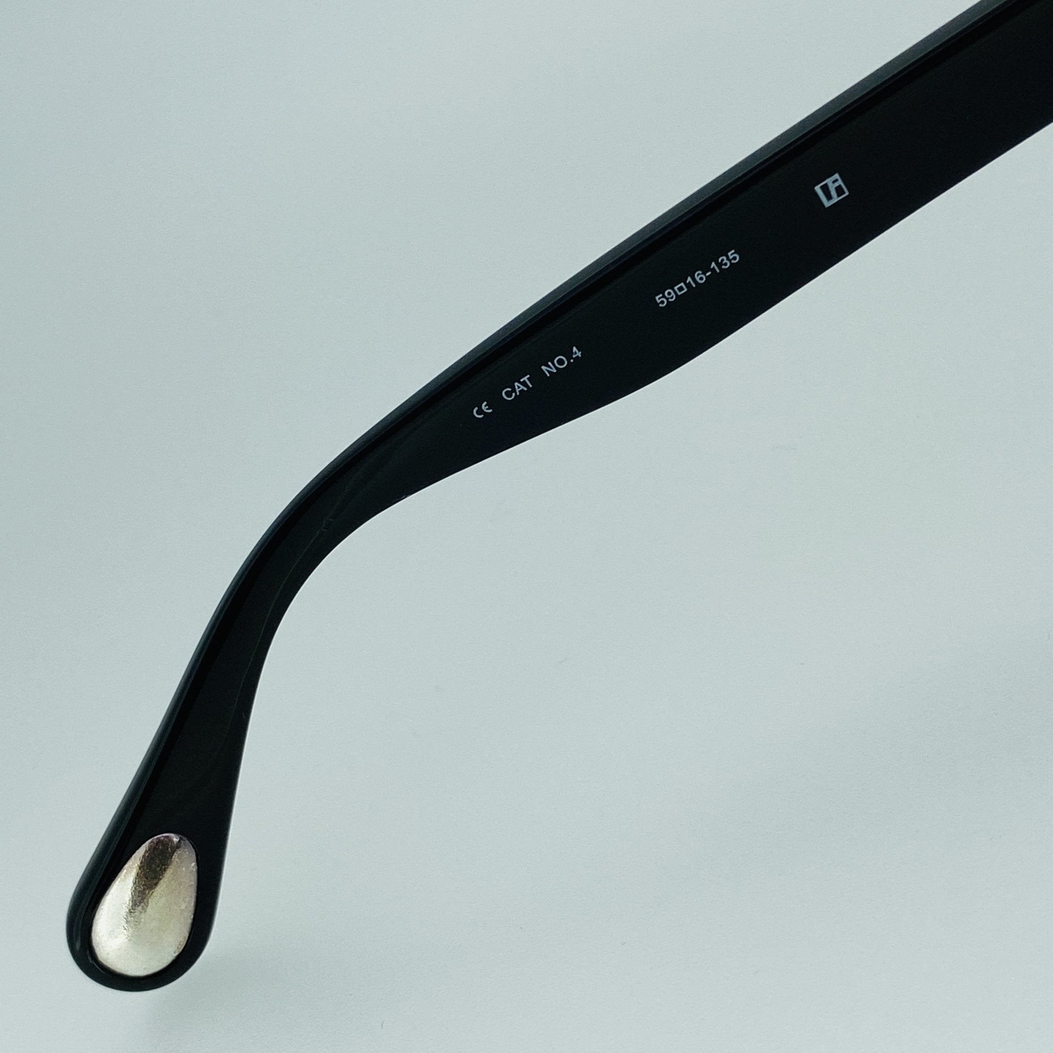 Ann Demeulemeester Sunglasses Cat Eye Black and Grey