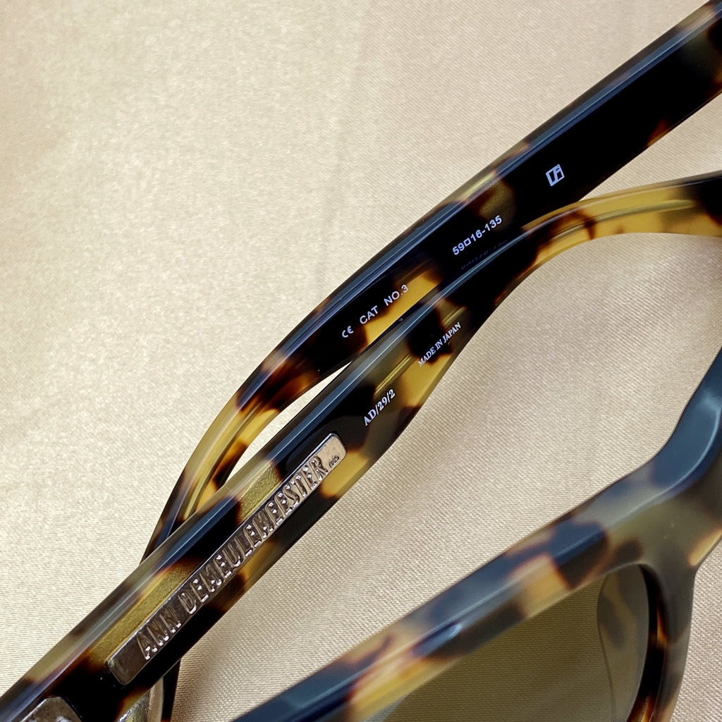 Ann Demeulemeester Ladies Sunglasses Cat Eye Tortoise Shell and Brown