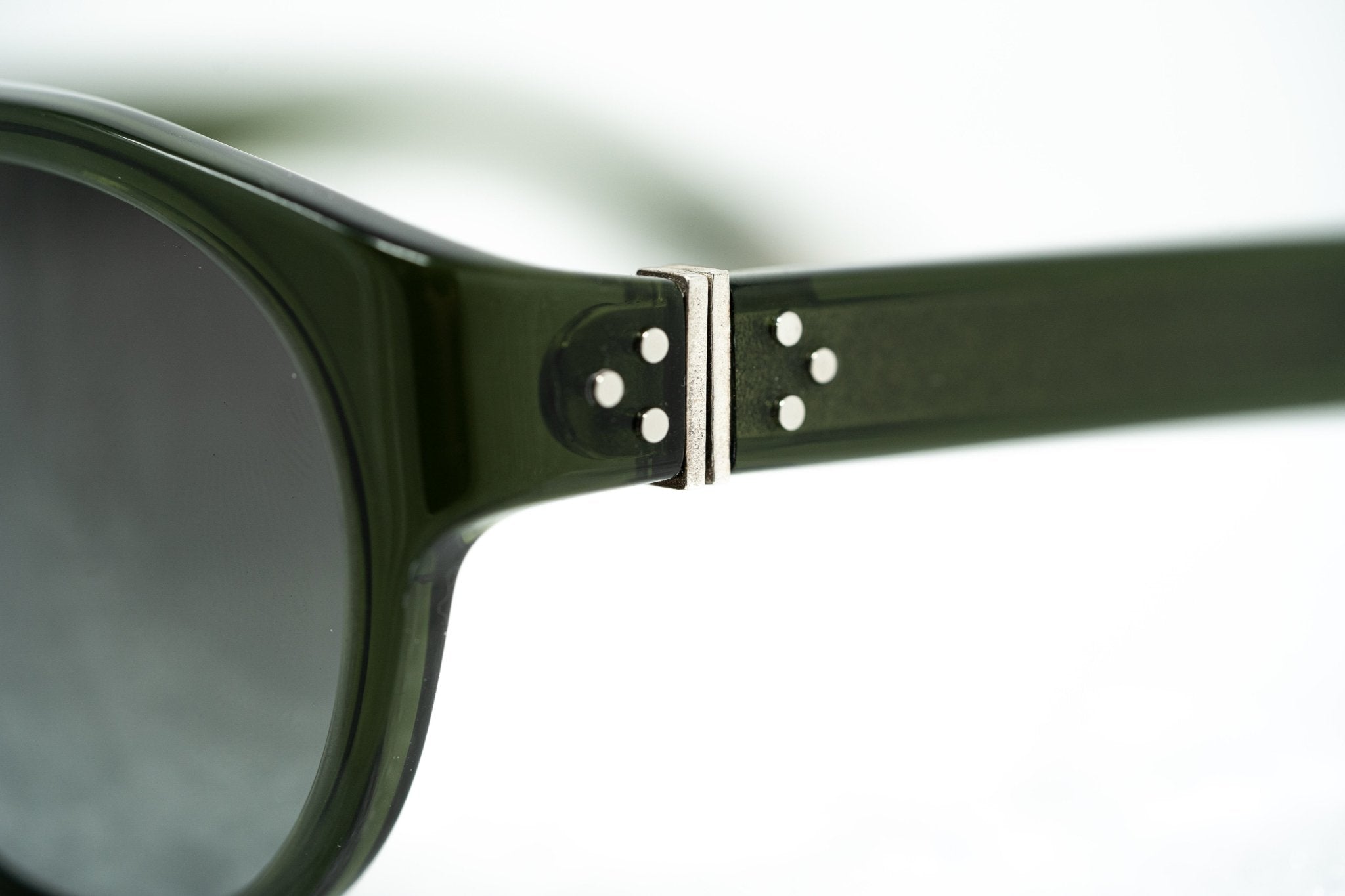 Ann Demeulemeester Sunglasses Flat Top Green and Green Graduated