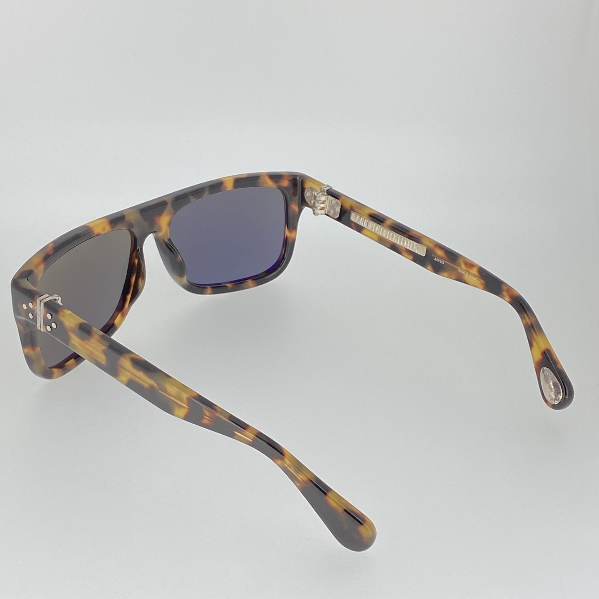 Ann Demeulemeester Men's Sunglasses Flat Top Tortoise and Grey