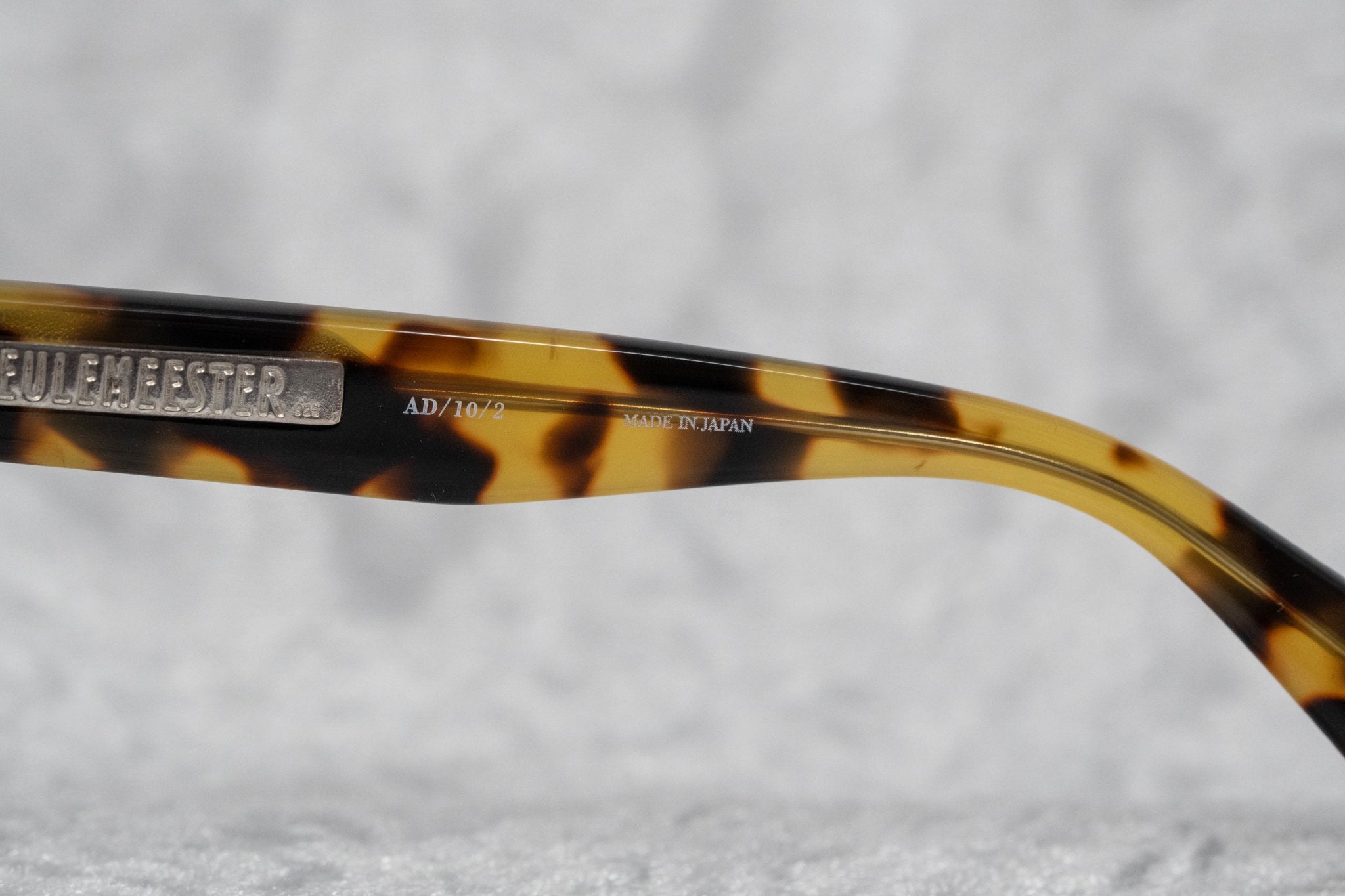 Ann Demeulemeester Men's Sunglasses Flat Top Tortoise Shell and Grey
