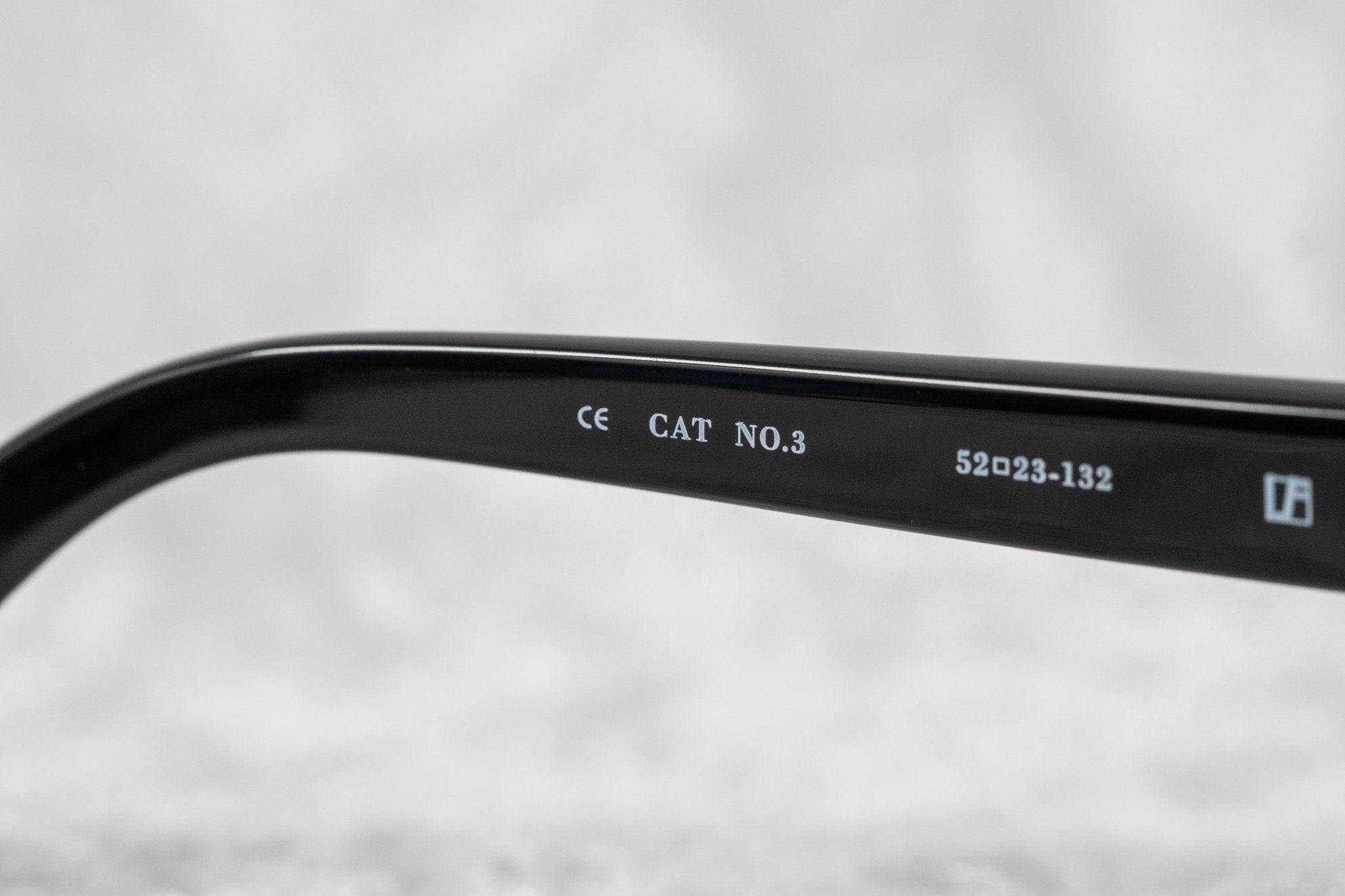 Ann Demeulemeester Ladies Sunglasses Oval Black and Grey