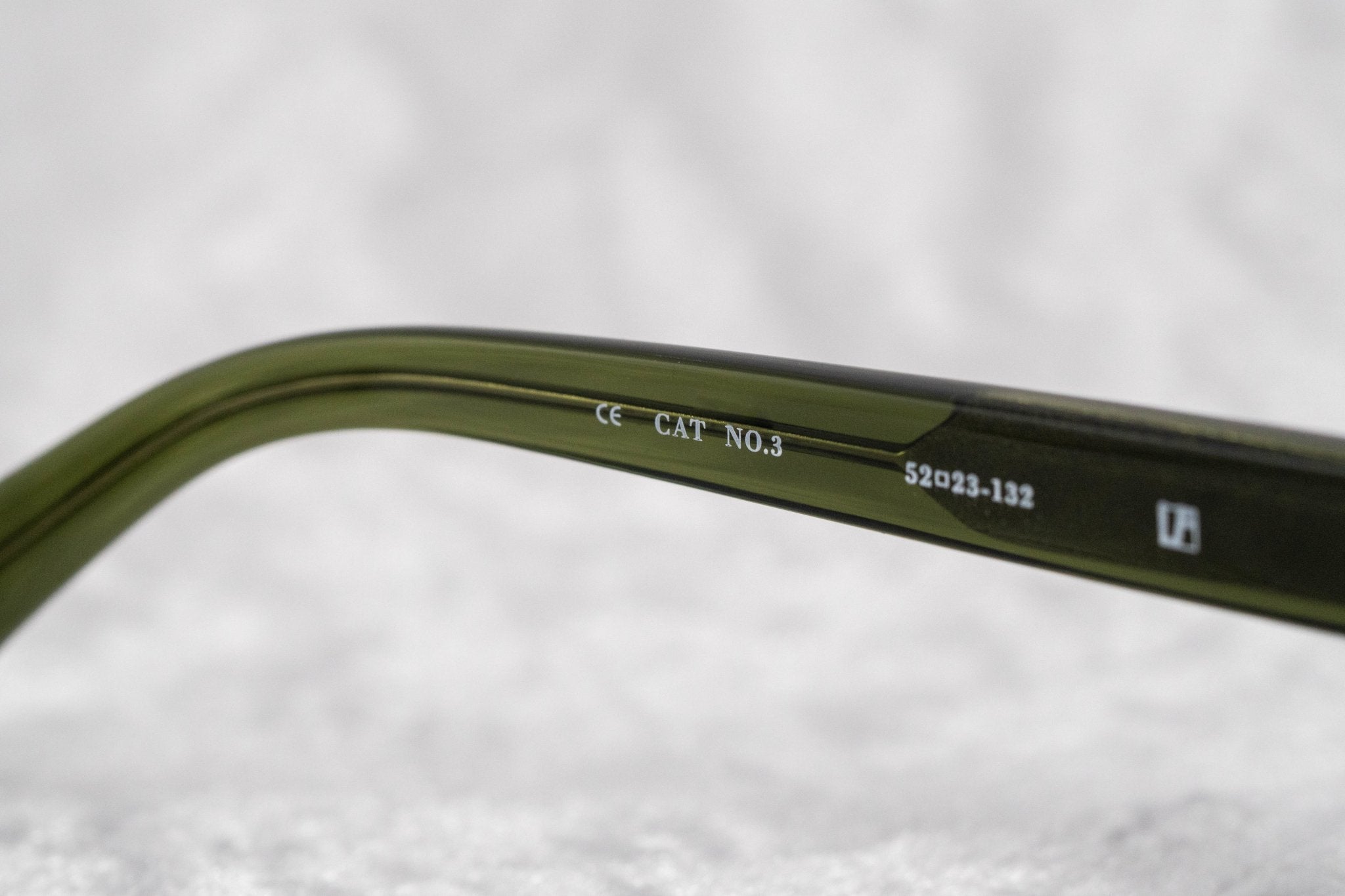 Ann Demeulemeester Sunglasses Oval Green and Purple