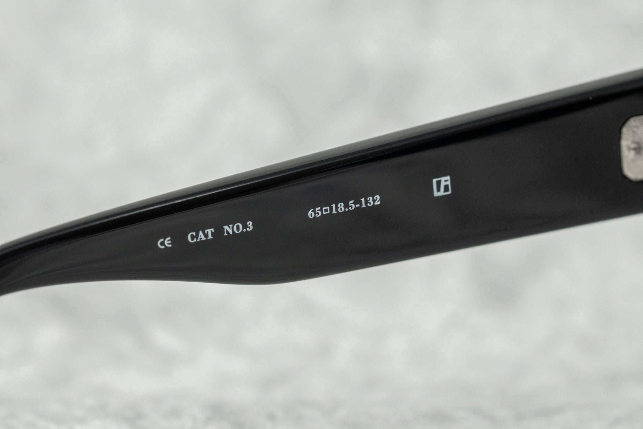 Ann Demeulemeester Ladies Sunglasses Oversized Black and Grey