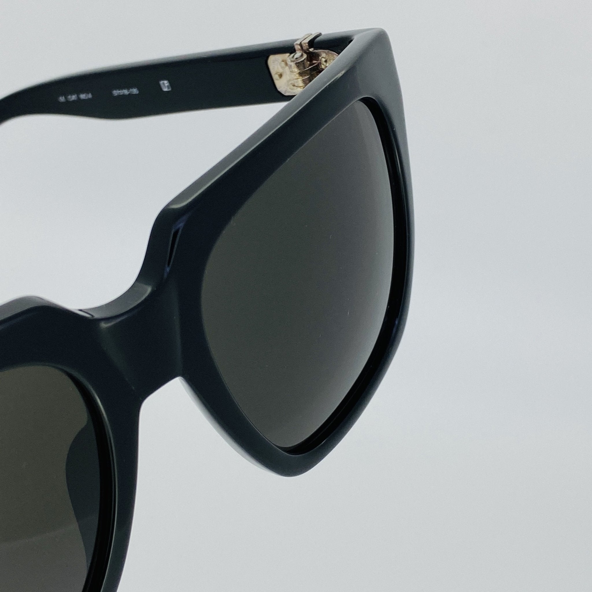 Ann Demeulemeester Men's Sunglasses Oversized Black and Grey