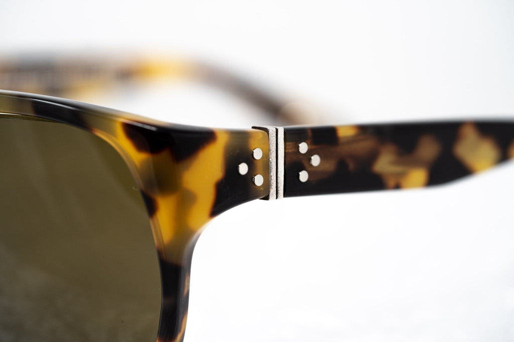 Ann Demeulemeester Men's Sunglasses Oversized Tortoise Shell and Brown