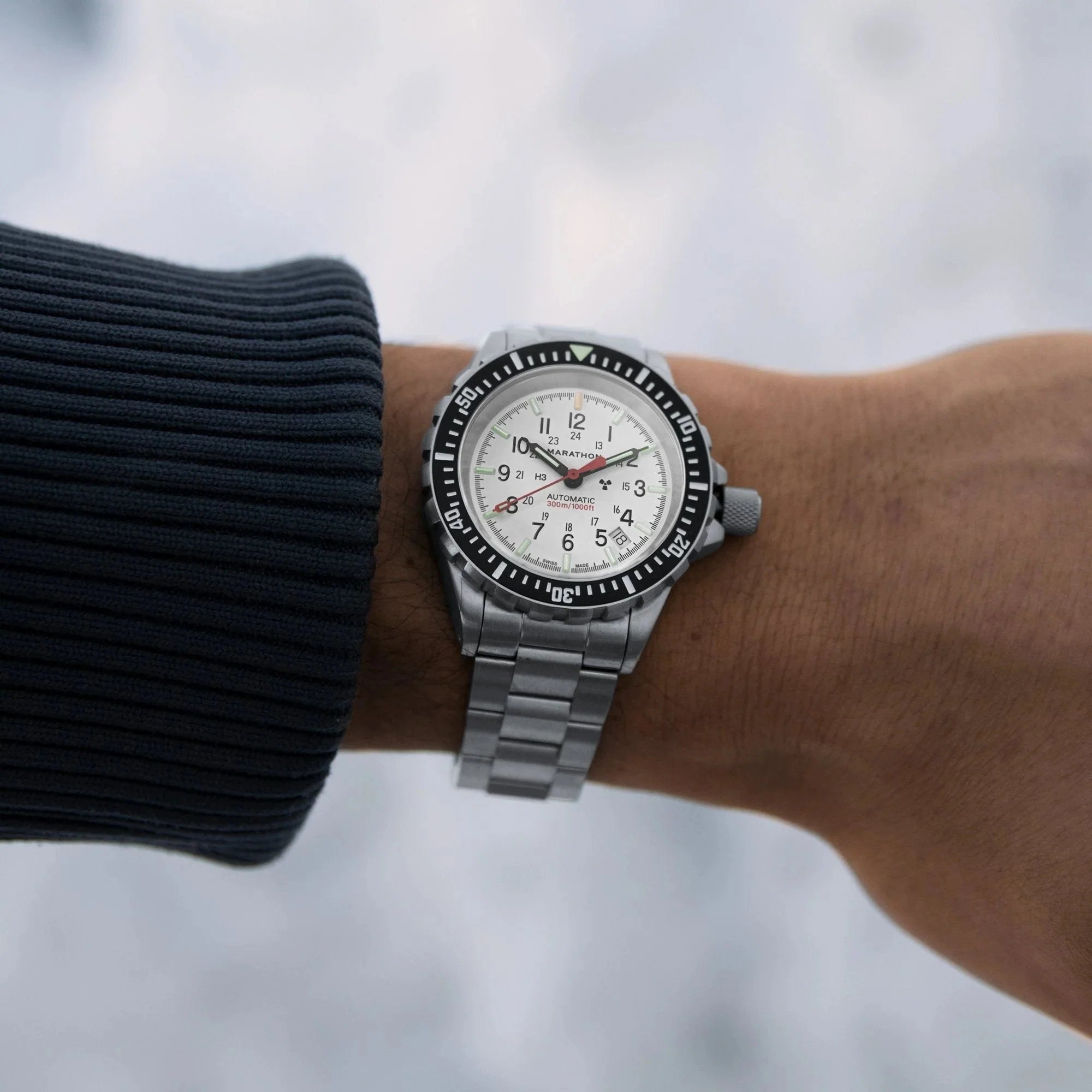 Marathon Arctic Edition Large Diver's Automatic (GSAR) - 41mm White Dial No Government Markings Stainless Steel WW194006BRACE-WD