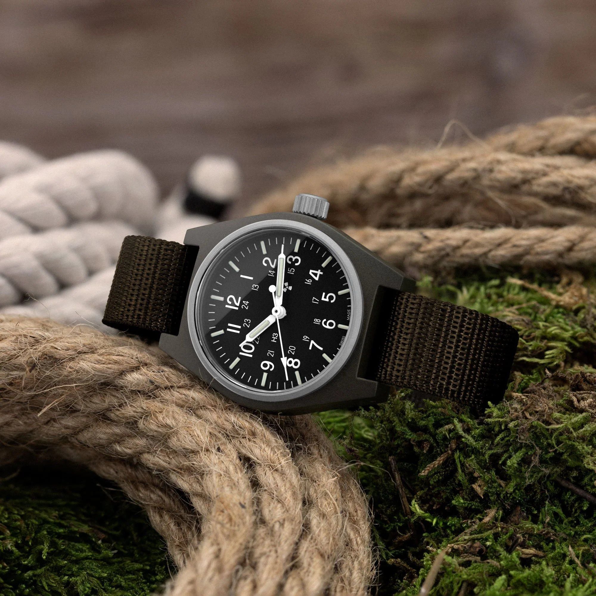 Marathon General Purpose Quartz (GPQ) - 34mm No Government Markings Sage Green WW194004-SG-NGM