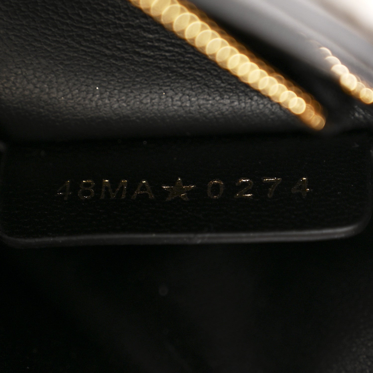 Box Calfskin 30 Montaigne Avenue East West Mini Bag Black