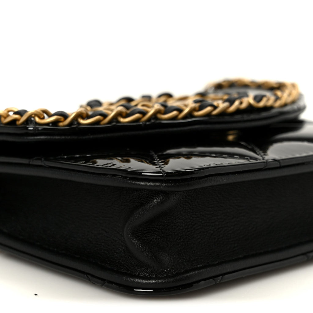 Patent Quilted Chain Around Heart Mini Chain Flap Black