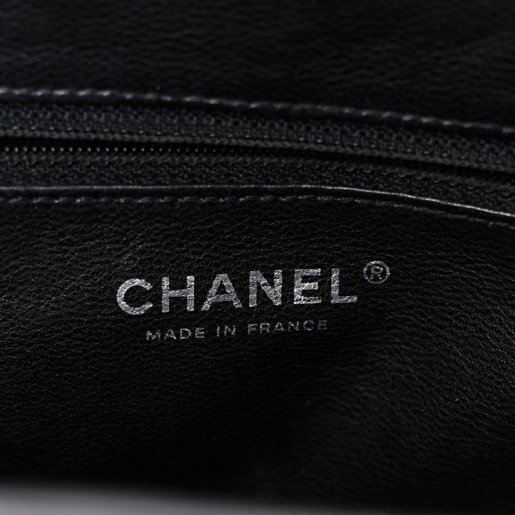 Caviar Quilted Timeless Clutch Black