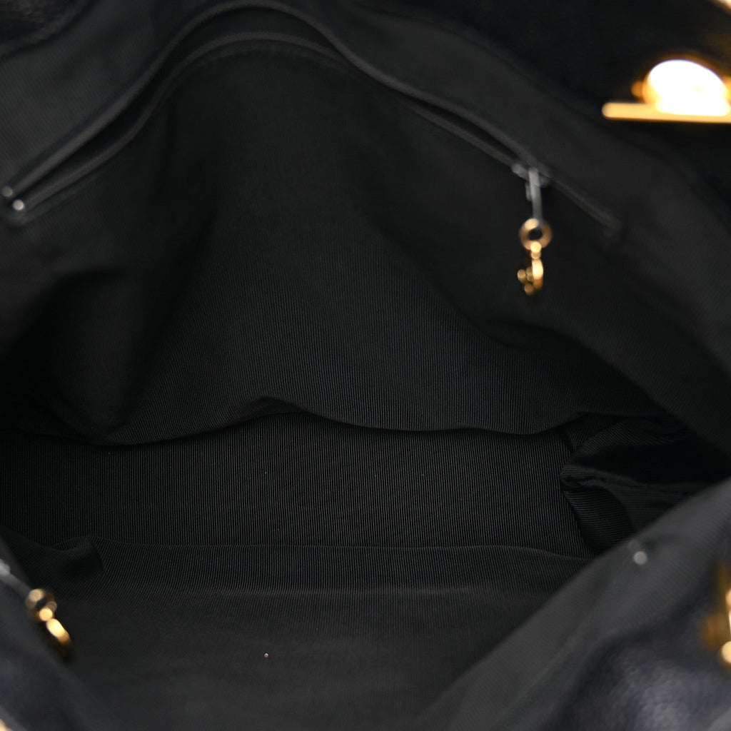Caviar Triple CC Shoulder Bag Black