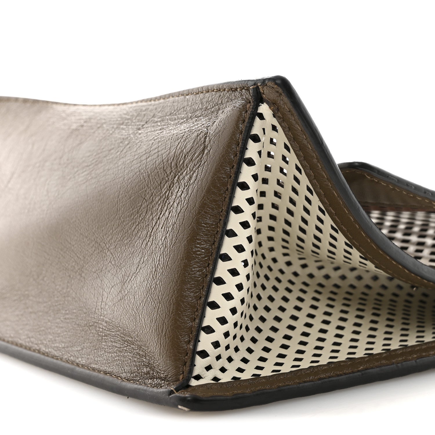 Vitello Liberty Glossy Lambskin F is Fendi Perforated Kan U Shoulder Bag White Ice Rust Maya