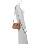 Taurillon Clemence Mini Lindy 20 Gold
