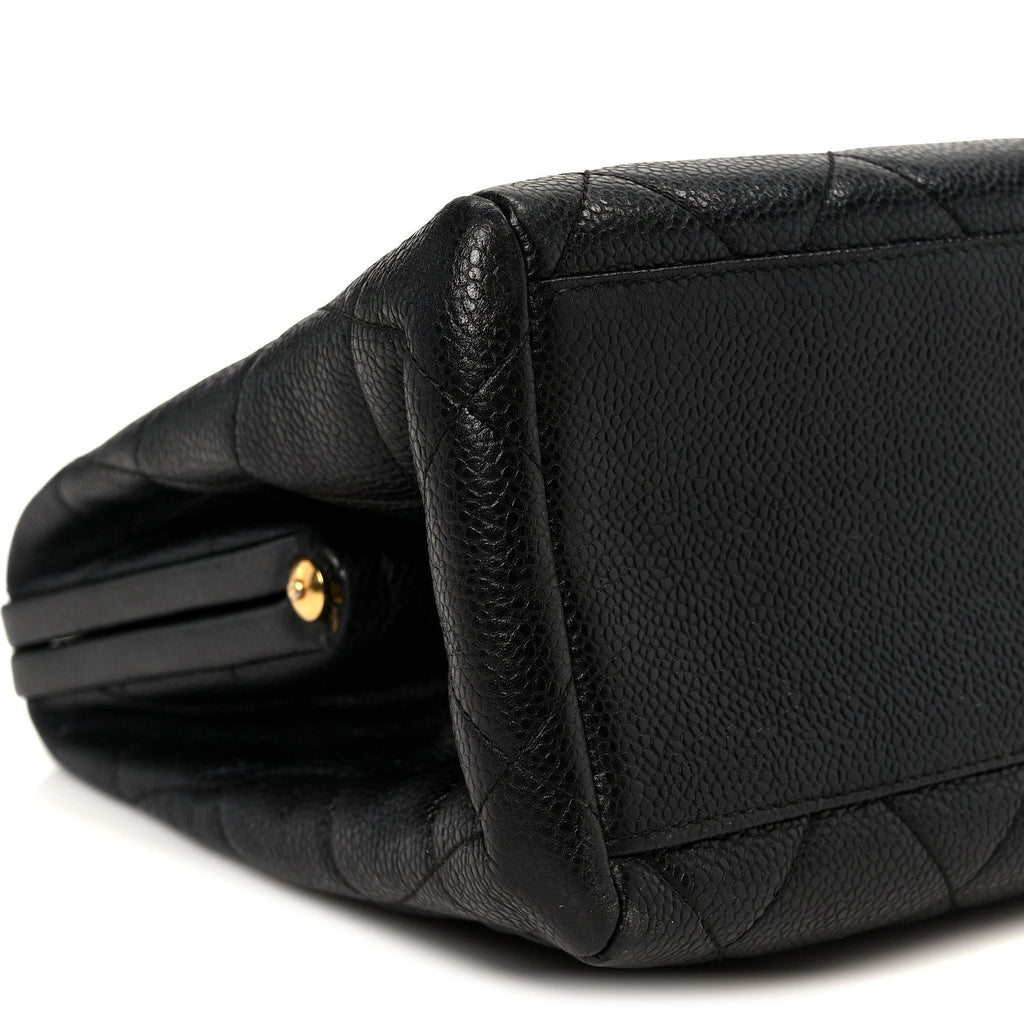 Caviar Quilted Kisslock Shoulder Bag Black