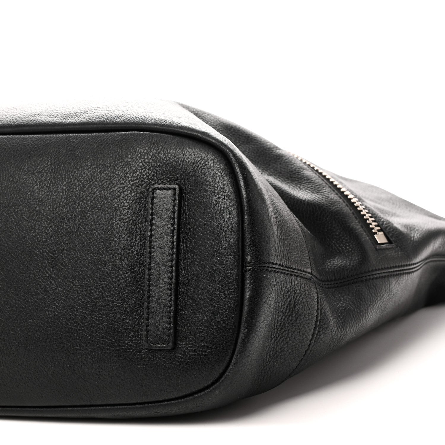 Calfskin Large Zip Nightingale  Black