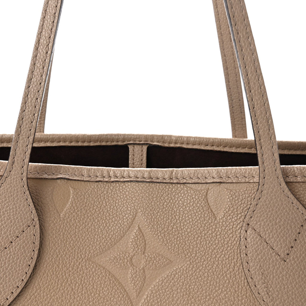 Empreinte Monogram Giant Neverfull MM Tourterelle